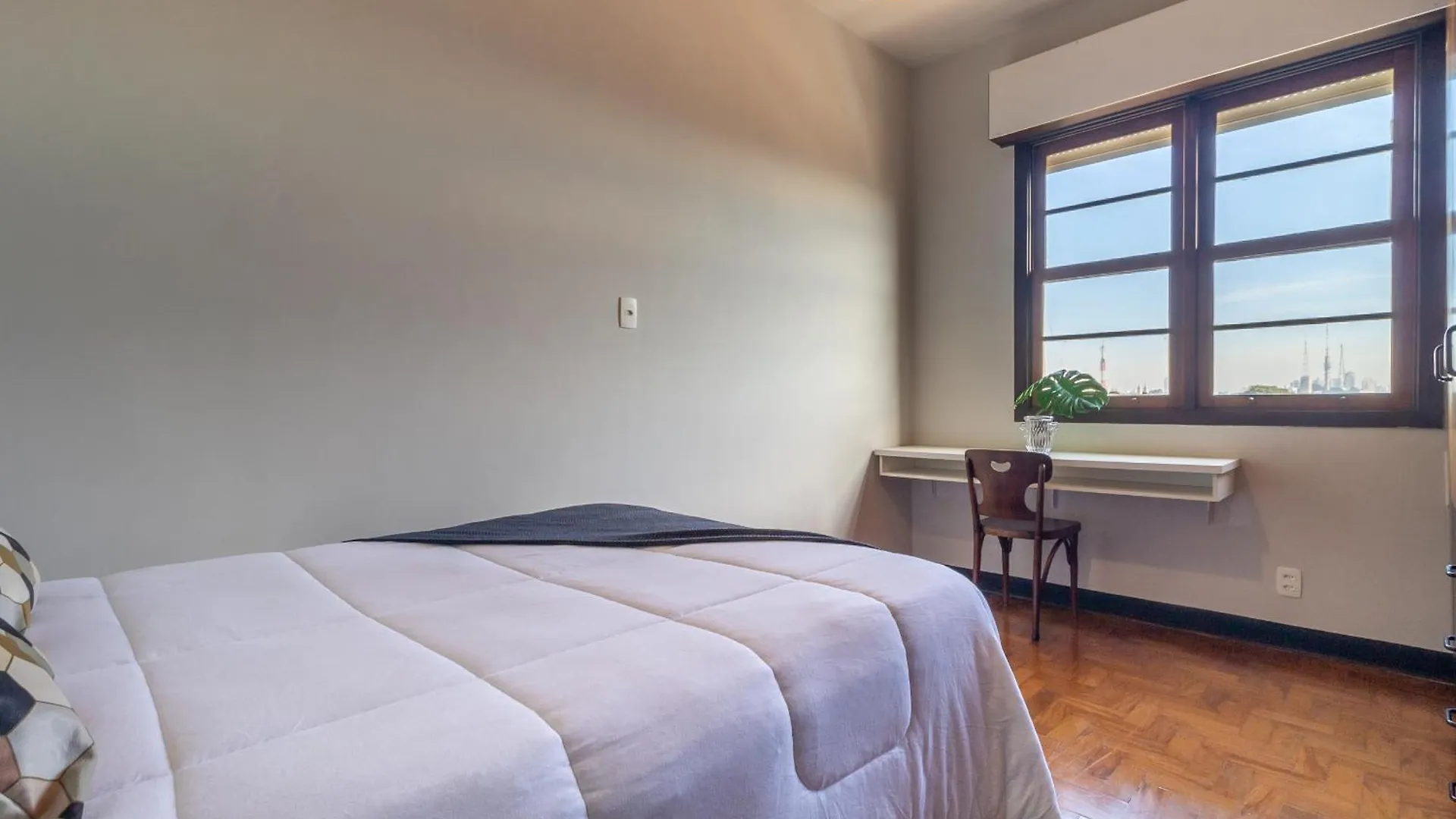 Apartamento Em Frente Ao Hc Na Av Dr Arnaldo Sao Paulo