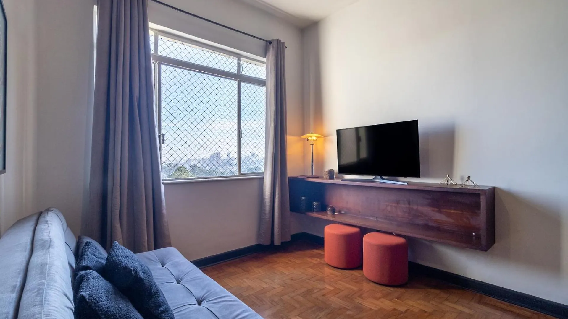 Apartamento Em Frente Ao Hc Na Av Dr Arnaldo Sao Paulo Apartment